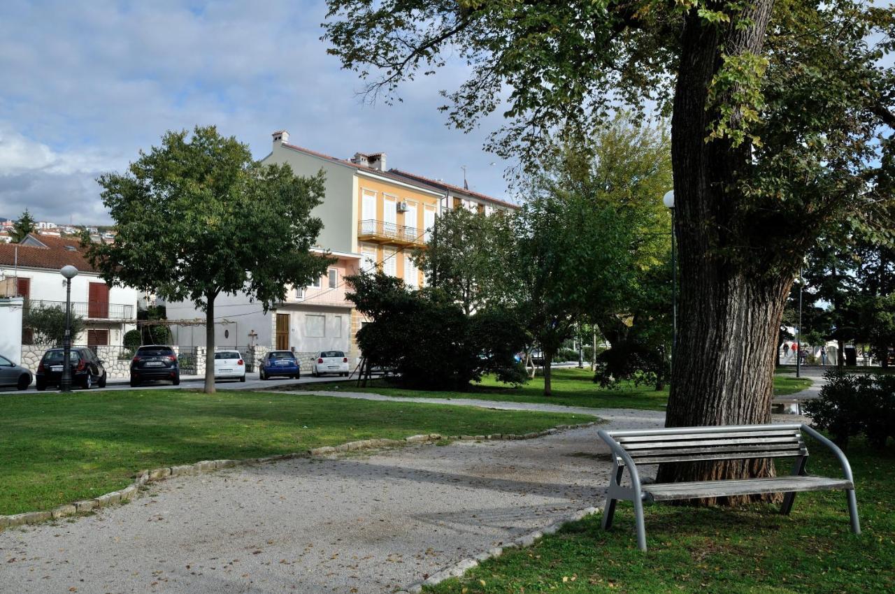 Apartamento Paril Crikvenica Exterior foto